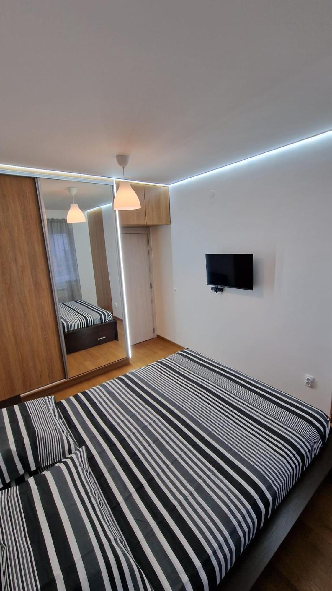 Appartement Porodicno-Poslovni Udoban Stan à Belgrade Extérieur photo