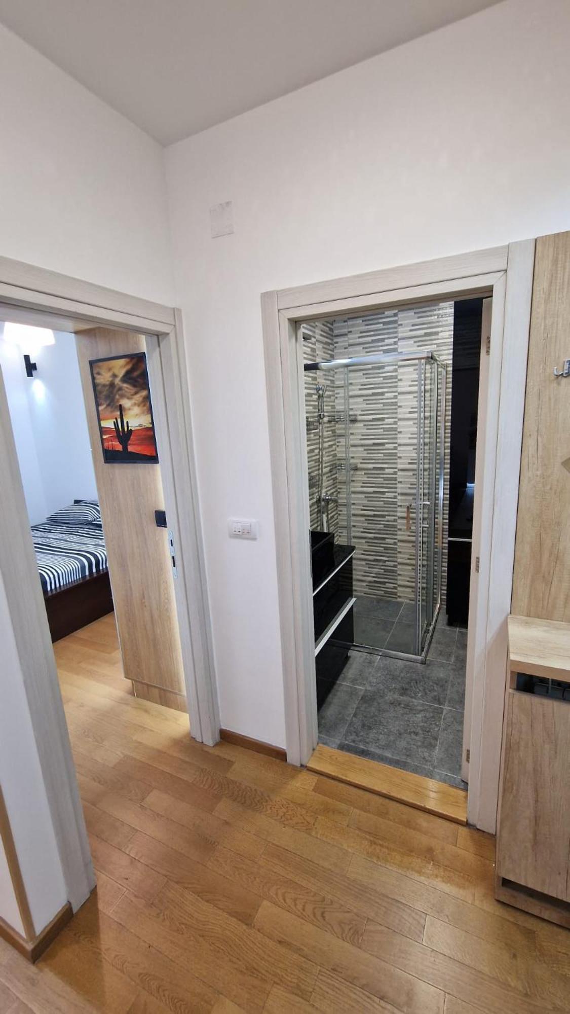 Appartement Porodicno-Poslovni Udoban Stan à Belgrade Extérieur photo