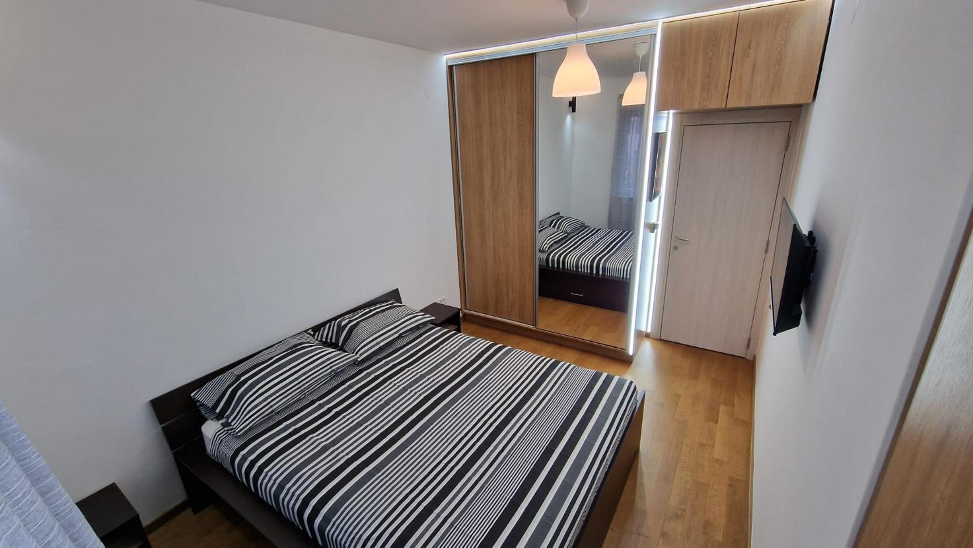 Appartement Porodicno-Poslovni Udoban Stan à Belgrade Extérieur photo