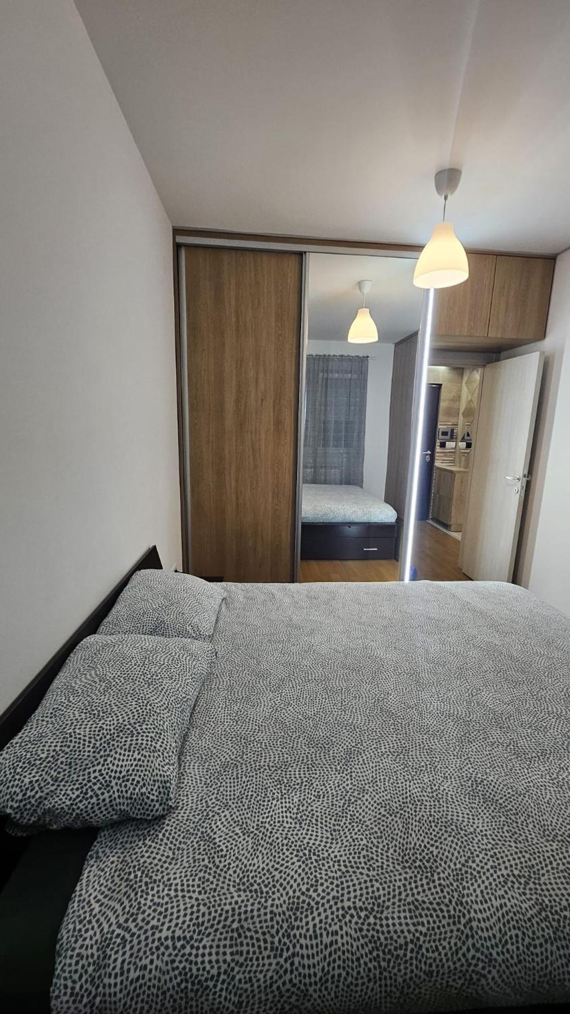 Appartement Porodicno-Poslovni Udoban Stan à Belgrade Extérieur photo