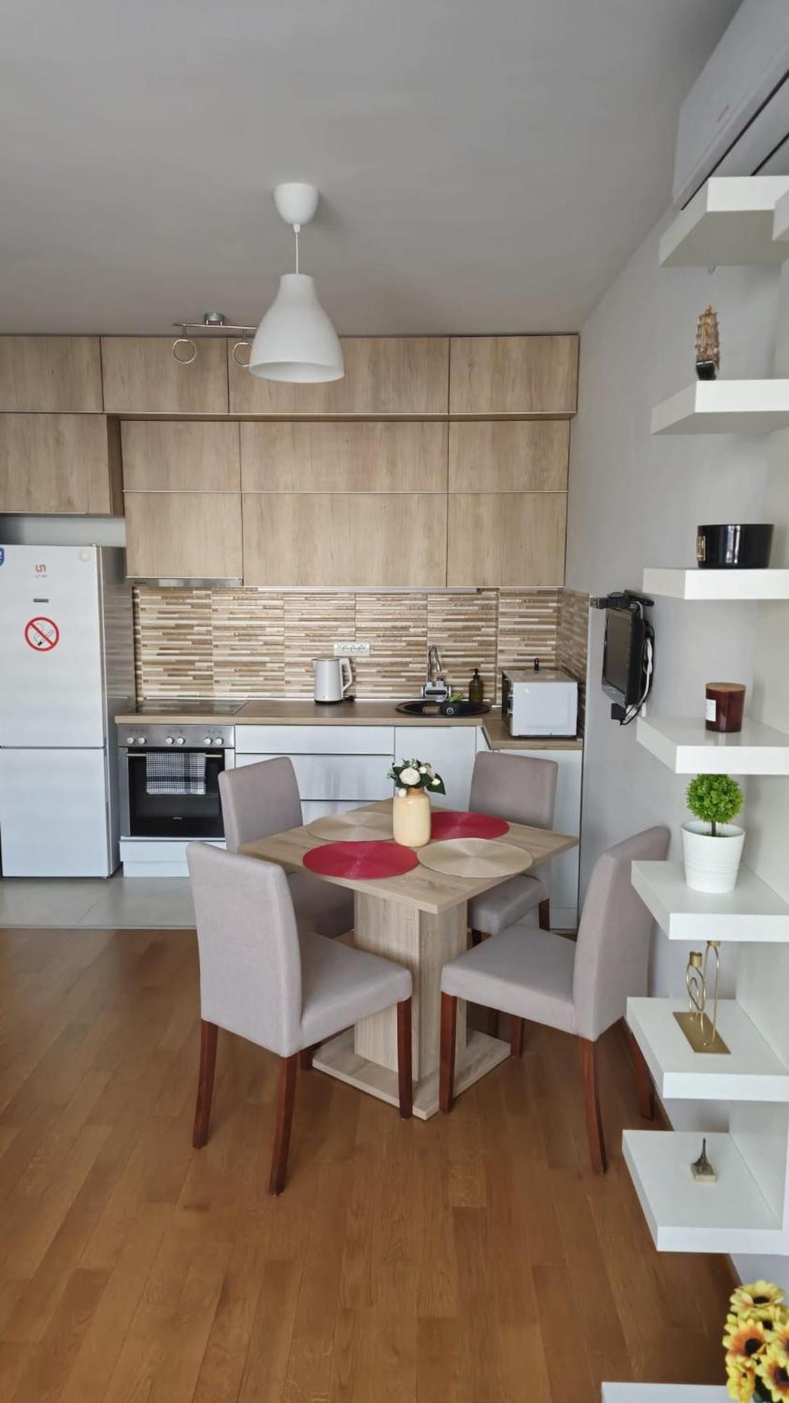 Appartement Porodicno-Poslovni Udoban Stan à Belgrade Extérieur photo